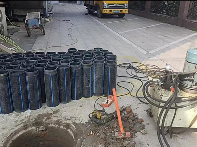 防城PE置换管厂家 DN315置换管 非开挖管短管置换